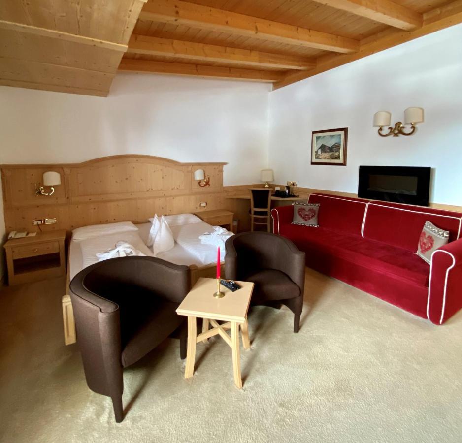 Hotel Aaritz Selva di Val Gardena Kültér fotó